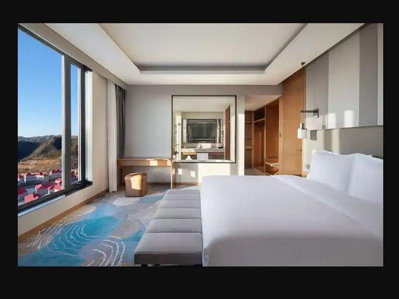 Holiday Inn Chengde Park View, an IHG Hotel Buitenkant foto