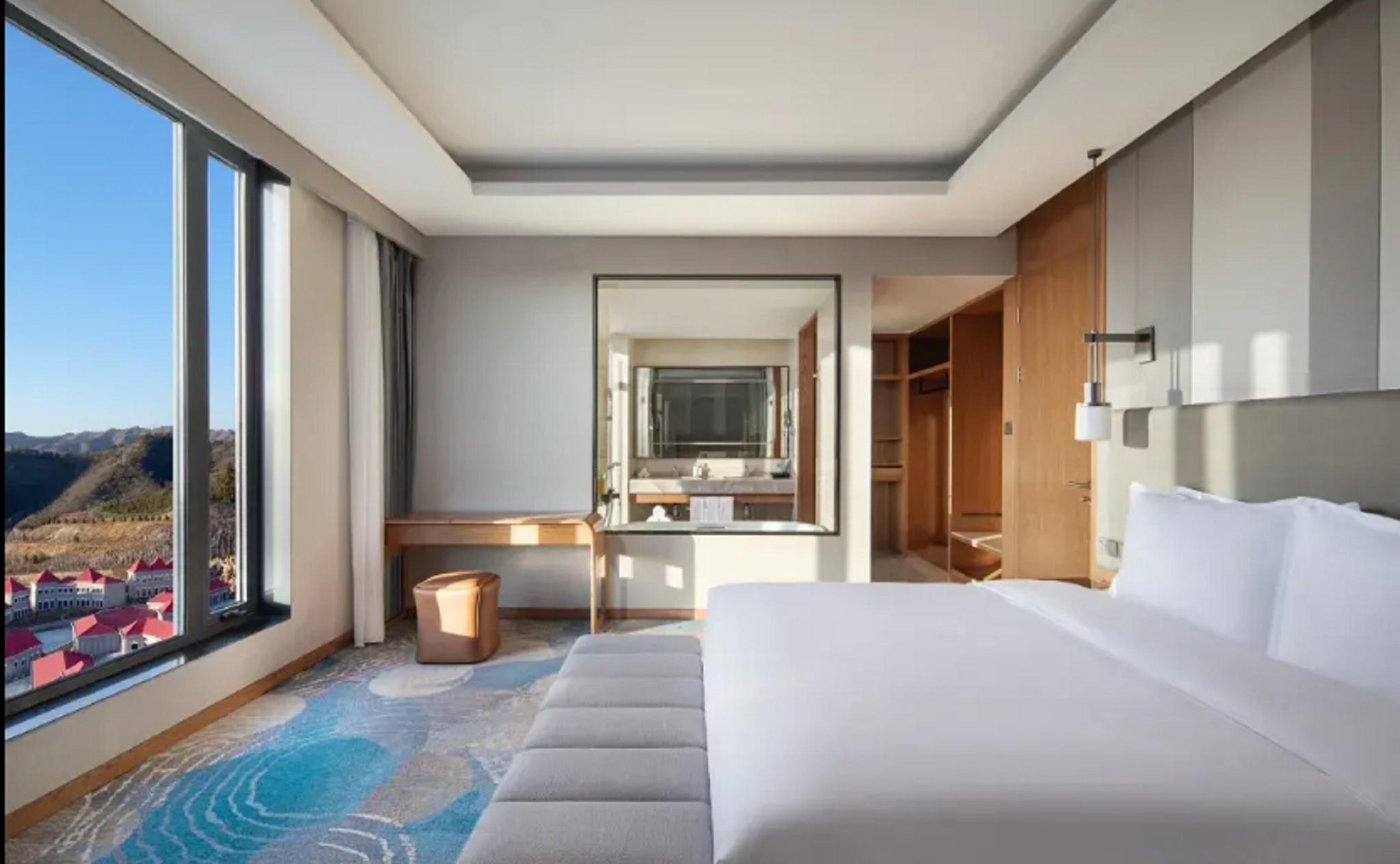 Holiday Inn Chengde Park View, an IHG Hotel Buitenkant foto